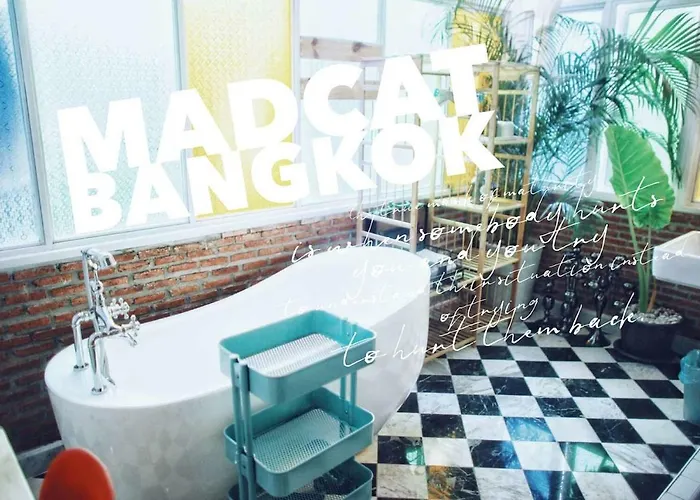 Madcat 曼谷疯猫民宿 *