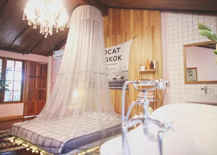 Madcat 曼谷疯猫民宿 招待所